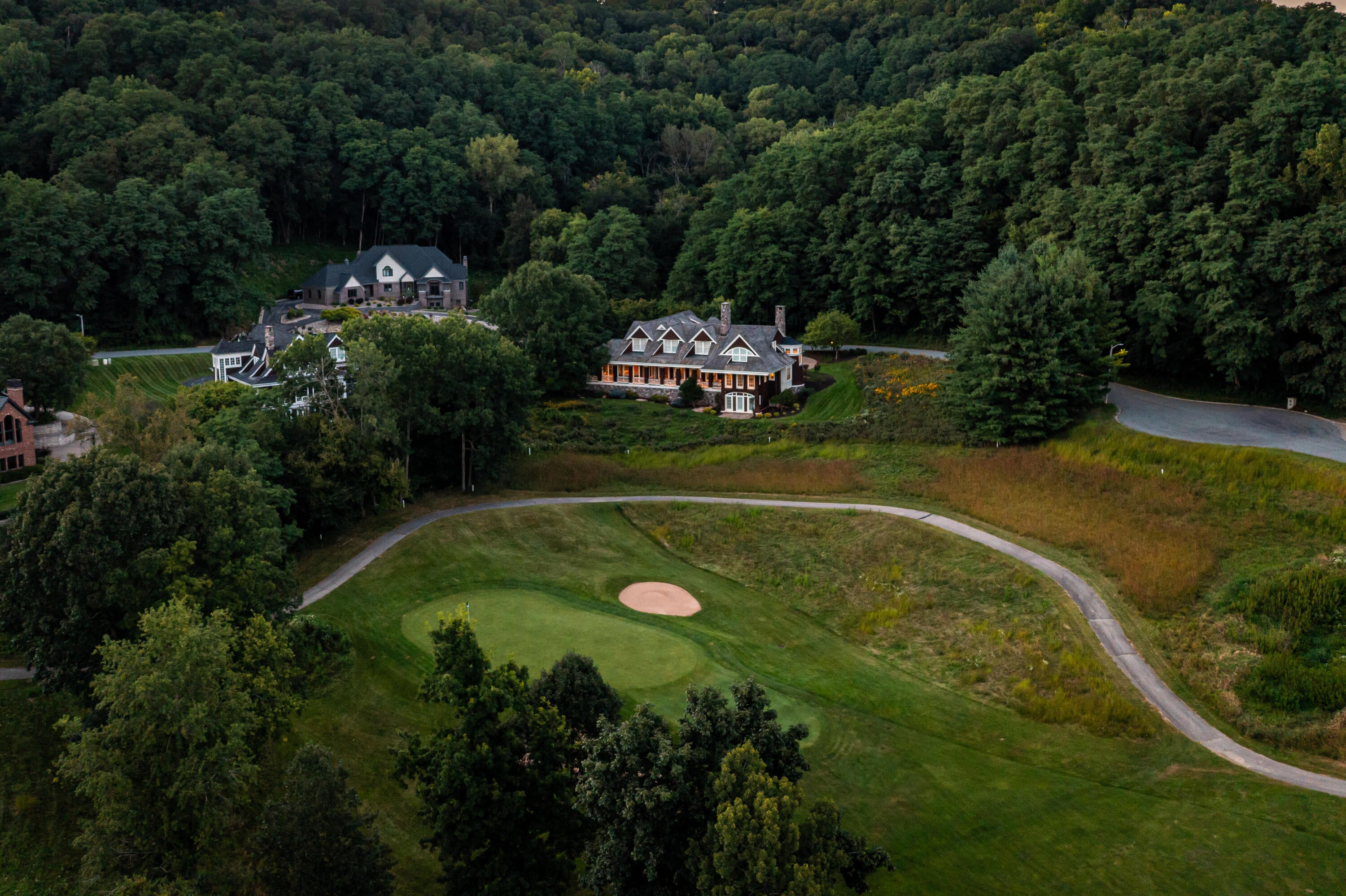 Onalaska, Wisconsin, 54650, United States, 5 Bedrooms Bedrooms, ,5 BathroomsBathrooms,Residential,Active,1946523