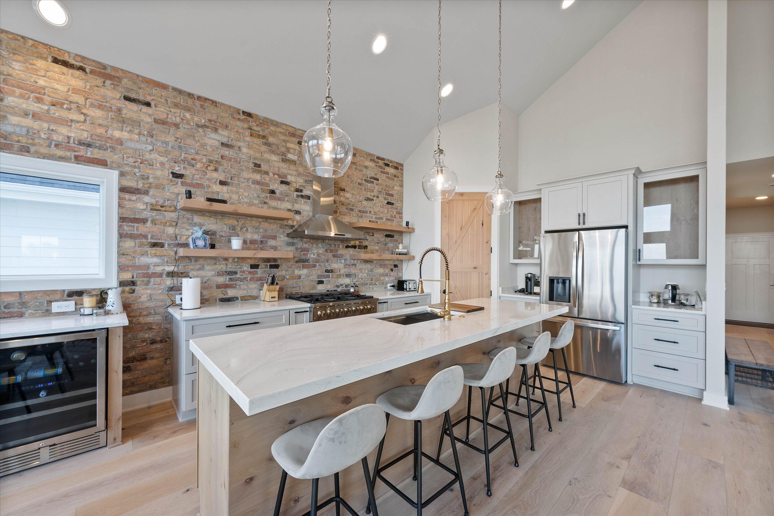 Port Washington, Wisconsin, 53074, United States, 4 Bedrooms Bedrooms, ,3 BathroomsBathrooms,Residential,Active,1954036