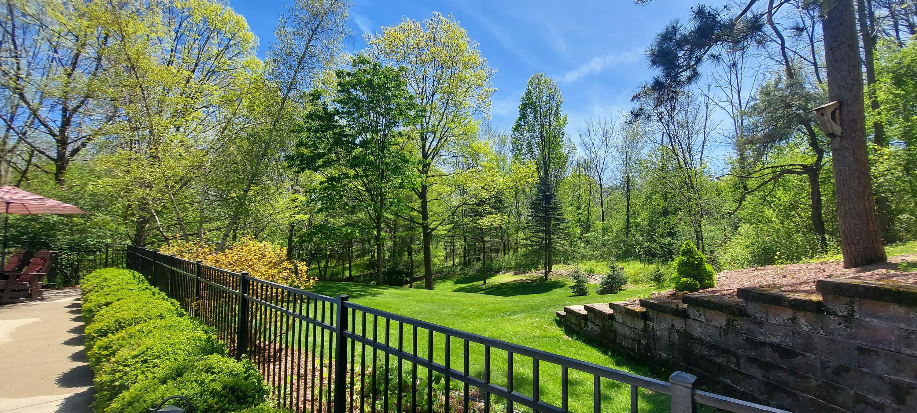 Slinger, Wisconsin, 53086, United States, 5 Bedrooms Bedrooms, ,4 BathroomsBathrooms,Residential,Active,2011435