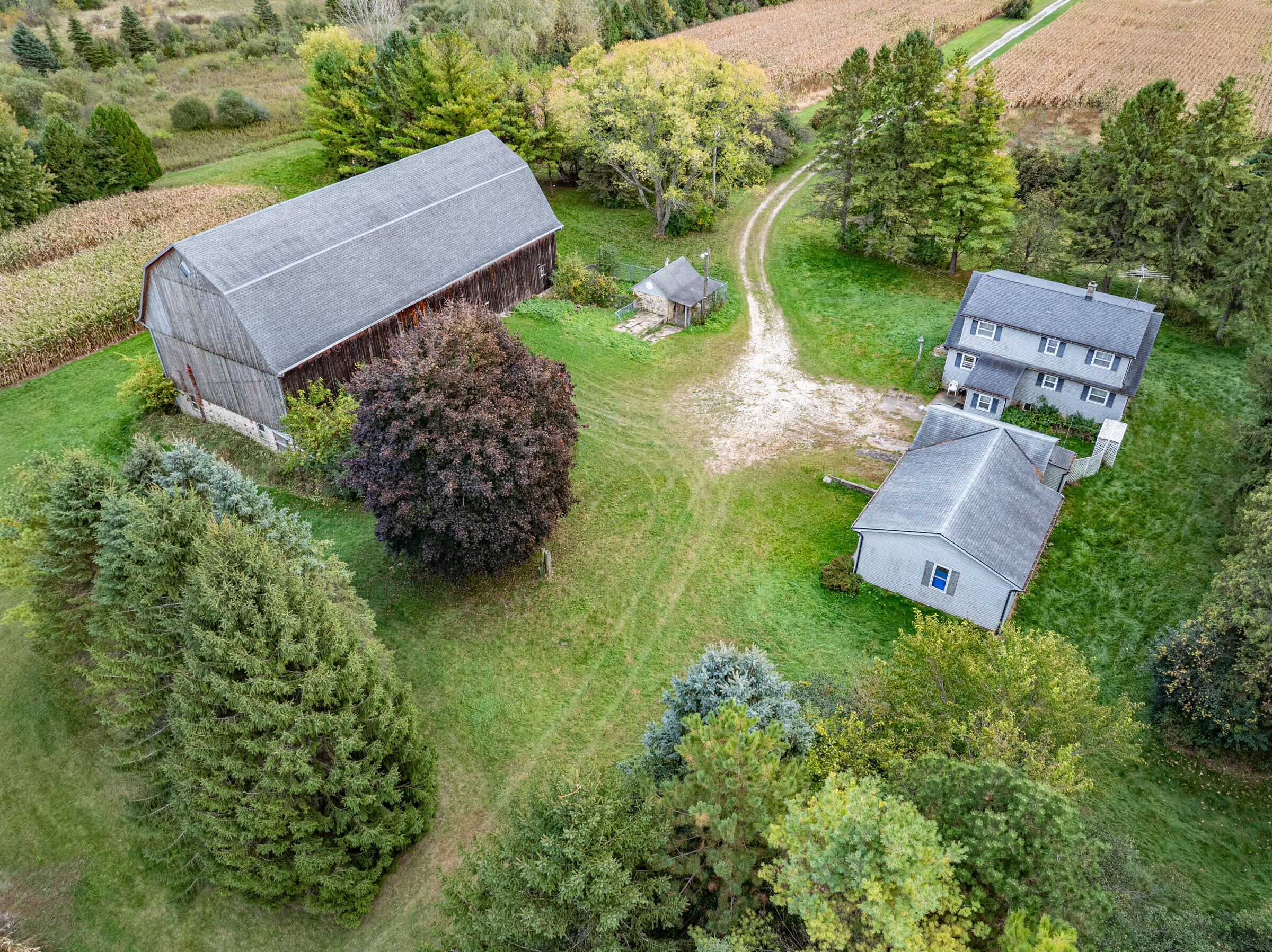 Cedarburg, Wisconsin, 53012, United States, 4 Bedrooms Bedrooms, ,2 BathroomsBathrooms,Residential,Active,1992264