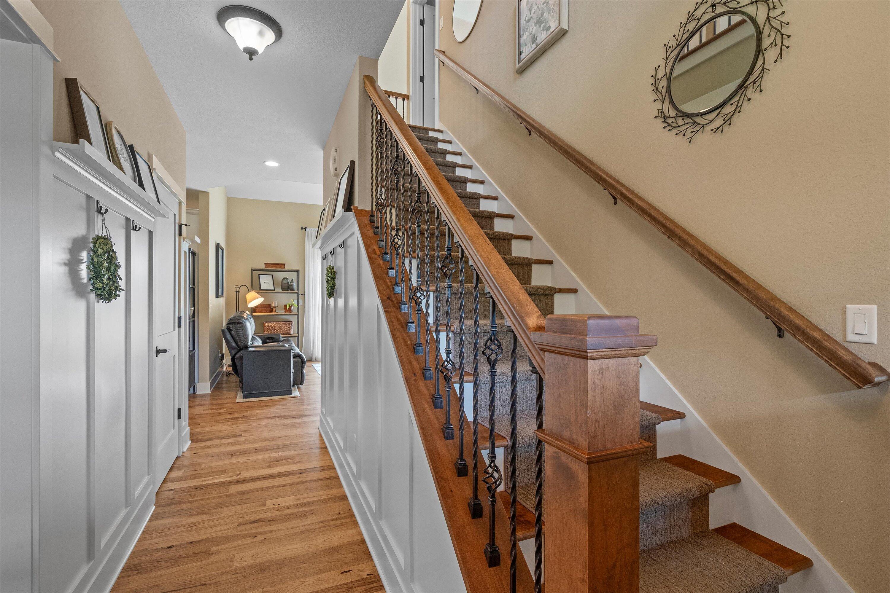Delafield, Wisconsin, 53018, United States, 3 Bedrooms Bedrooms, ,3 BathroomsBathrooms,Residential,Pending,1936457