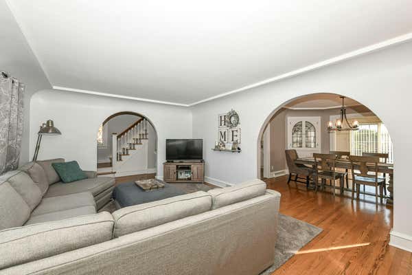 3444 S 50TH PL, GREENFIELD, WI 53219 - Image 1