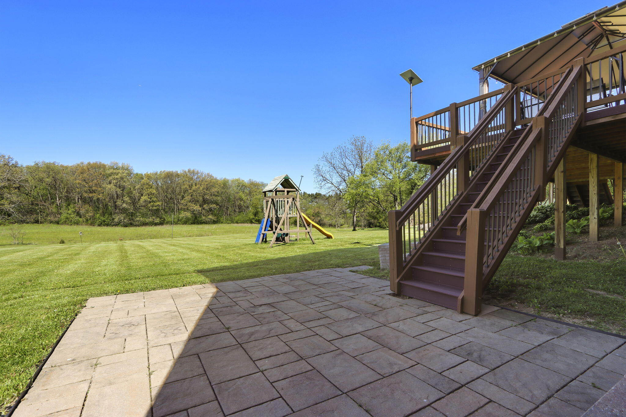 Burlington, Wisconsin, 53105, United States, 5 Bedrooms Bedrooms, ,5 BathroomsBathrooms,Residential,Active,2052088