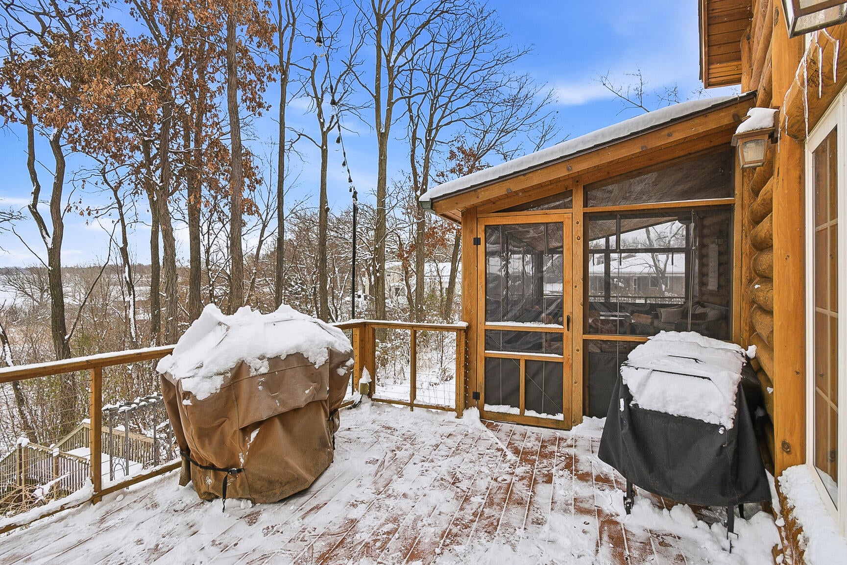 Cambridge, Wisconsin, 53523, United States, 4 Bedrooms Bedrooms, ,4 BathroomsBathrooms,Residential,Active,2003558