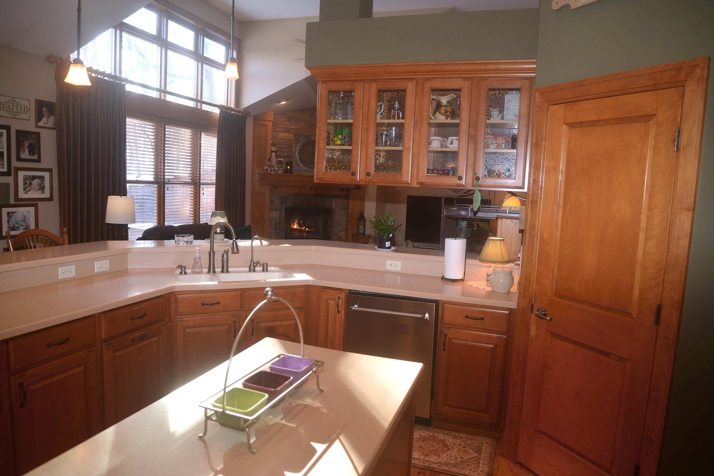 Slinger, Wisconsin, 53086, United States, 5 Bedrooms Bedrooms, ,4 BathroomsBathrooms,Residential,Active,2011435
