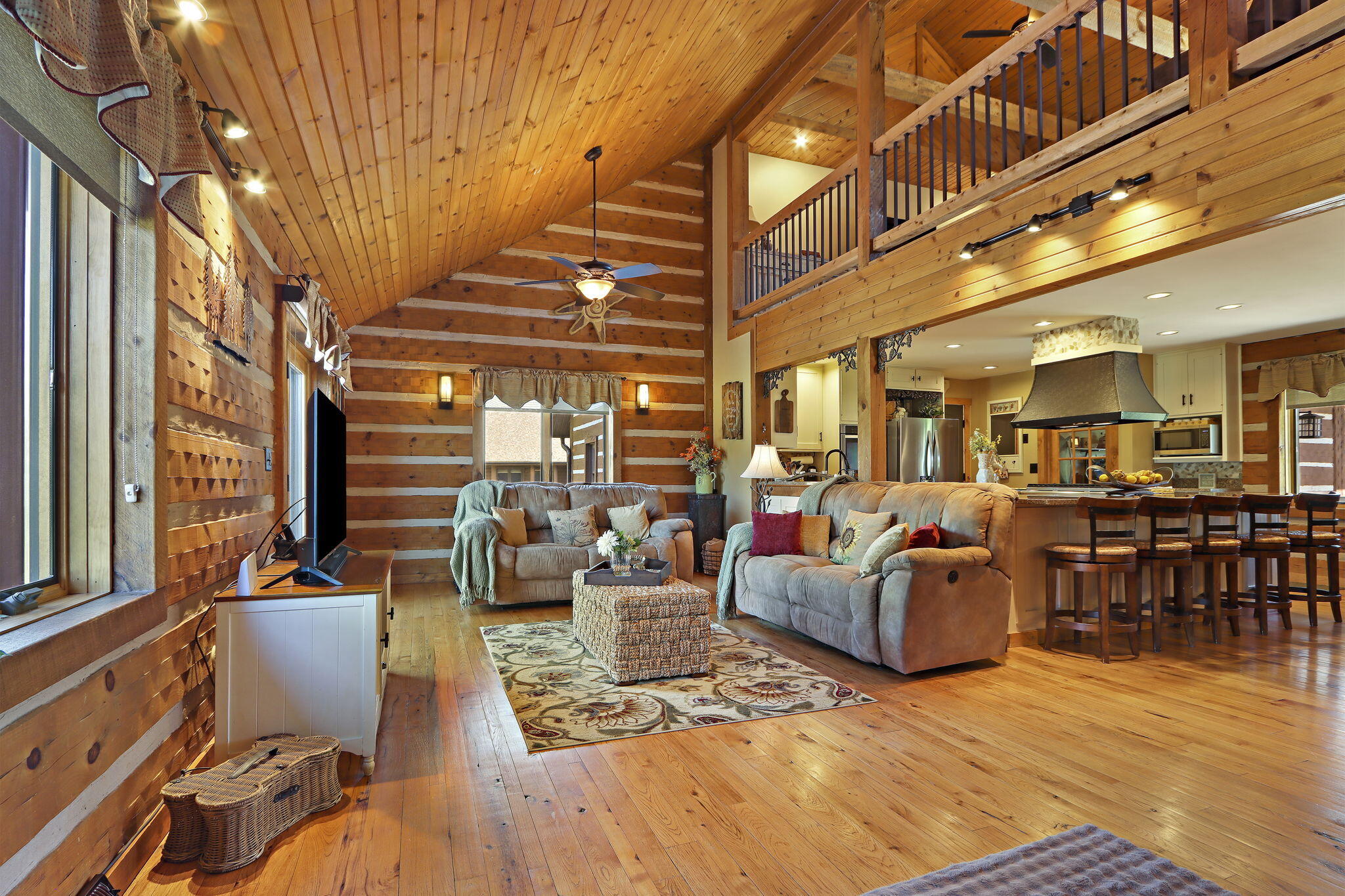 Burlington, Wisconsin, 53105, United States, 5 Bedrooms Bedrooms, ,5 BathroomsBathrooms,Residential,Active,2052088