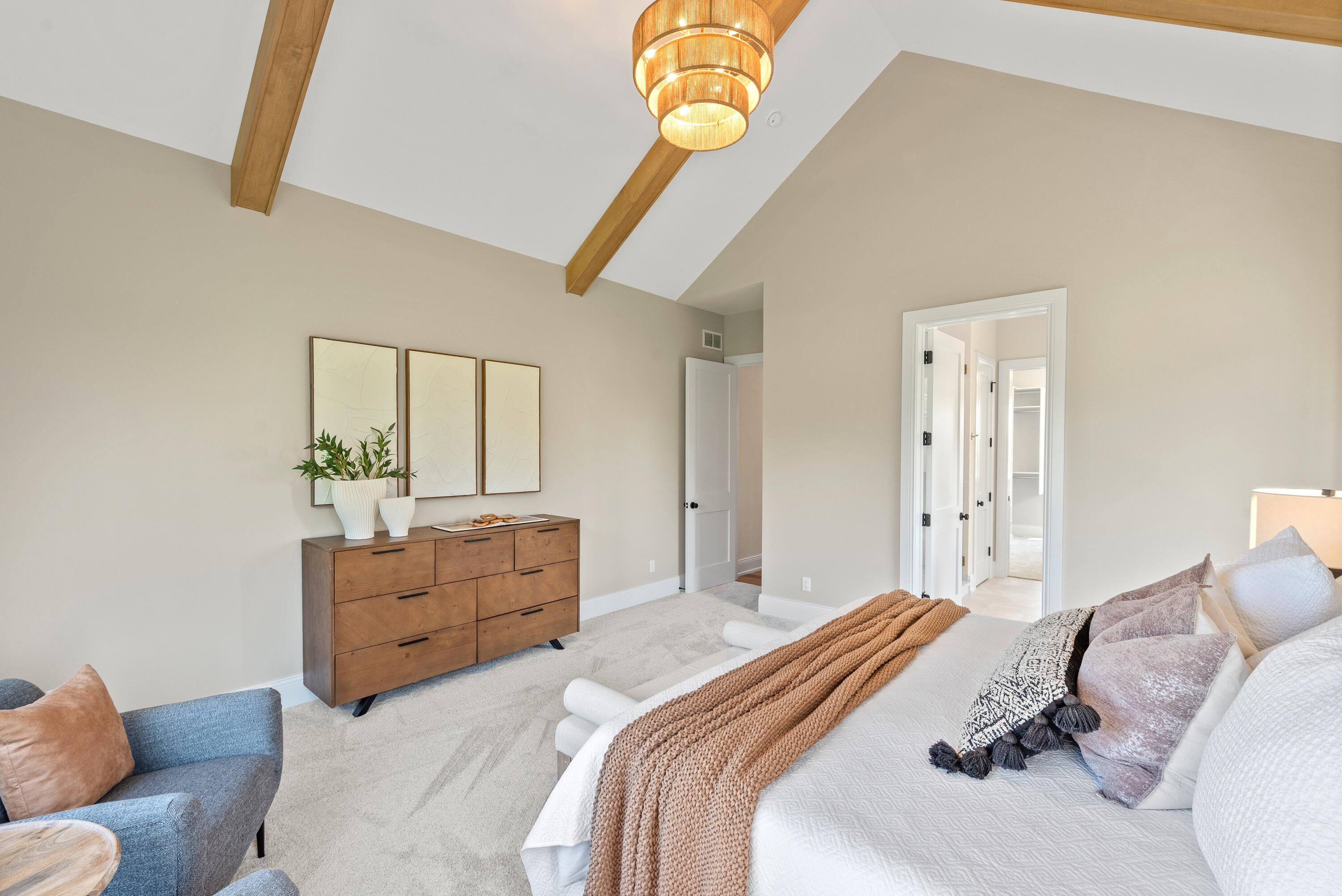 Mequon, Wisconsin, 53097, United States, 5 Bedrooms Bedrooms, ,5 BathroomsBathrooms,Residential,Active,1893229