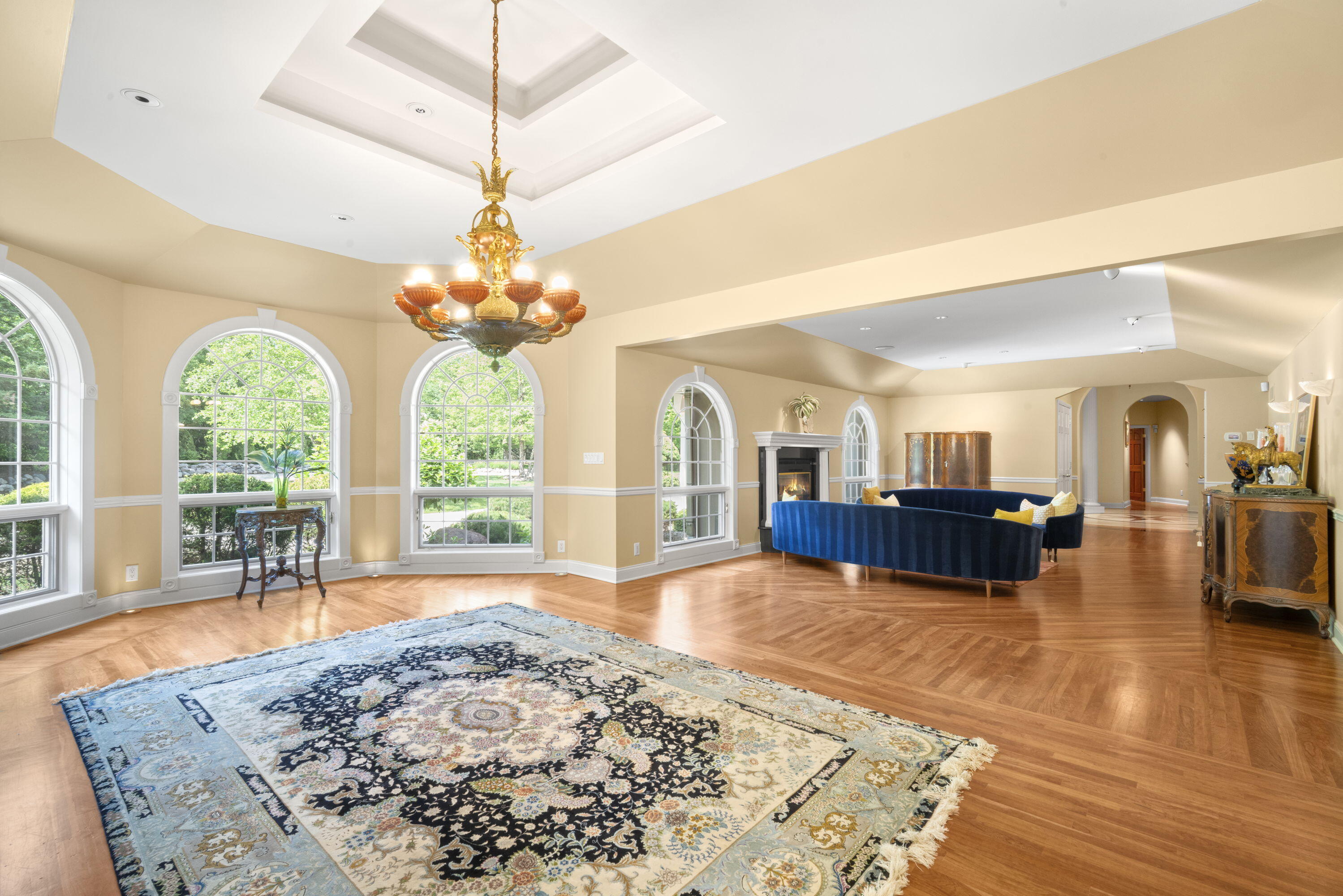 River Hills, Wisconsin, 53217, United States, 5 Bedrooms Bedrooms, ,7 BathroomsBathrooms,Residential,Active,1892391