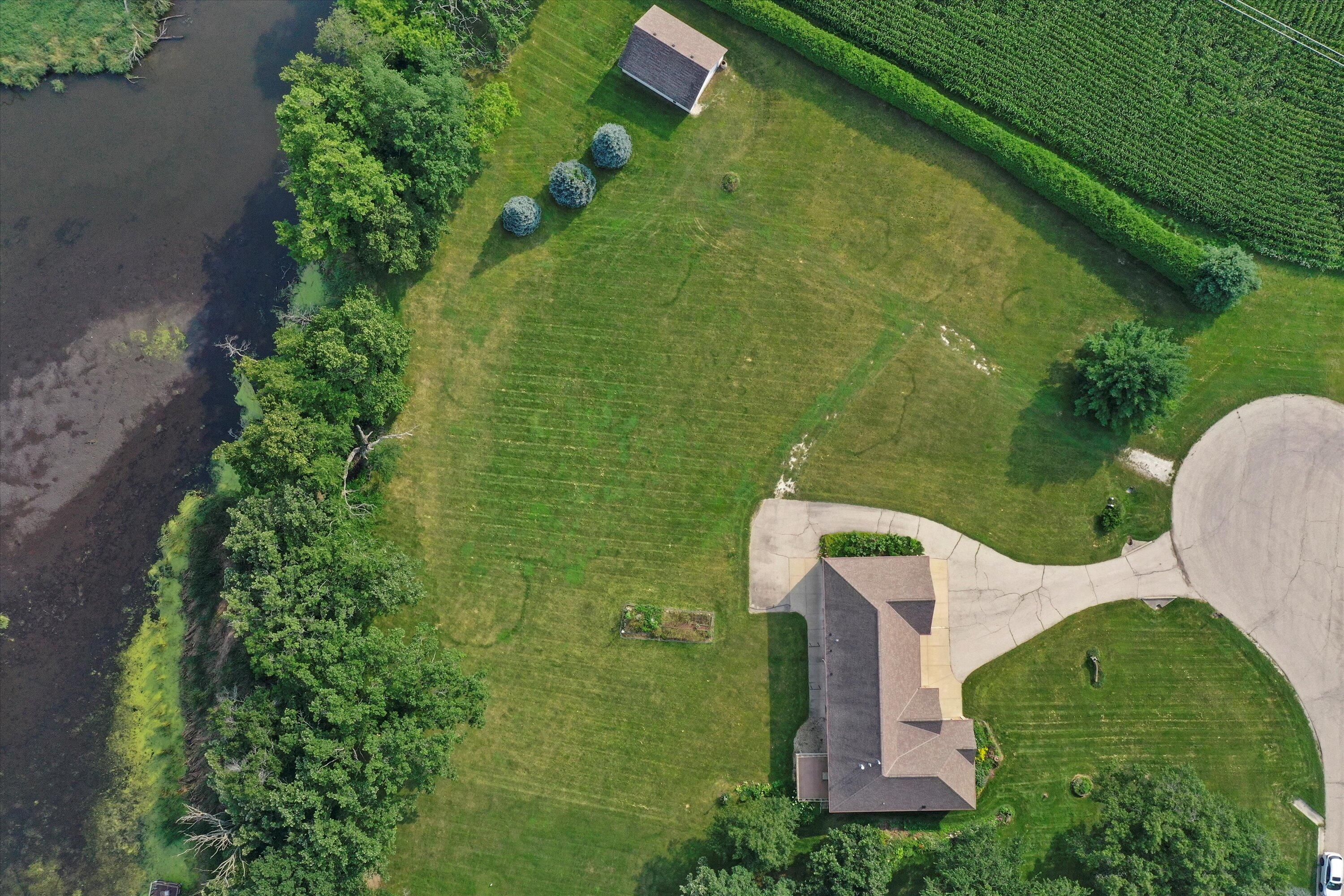 Big Bend, Wisconsin, 53103, United States, 4 Bedrooms Bedrooms, ,3 BathroomsBathrooms,Residential,Active,1909666