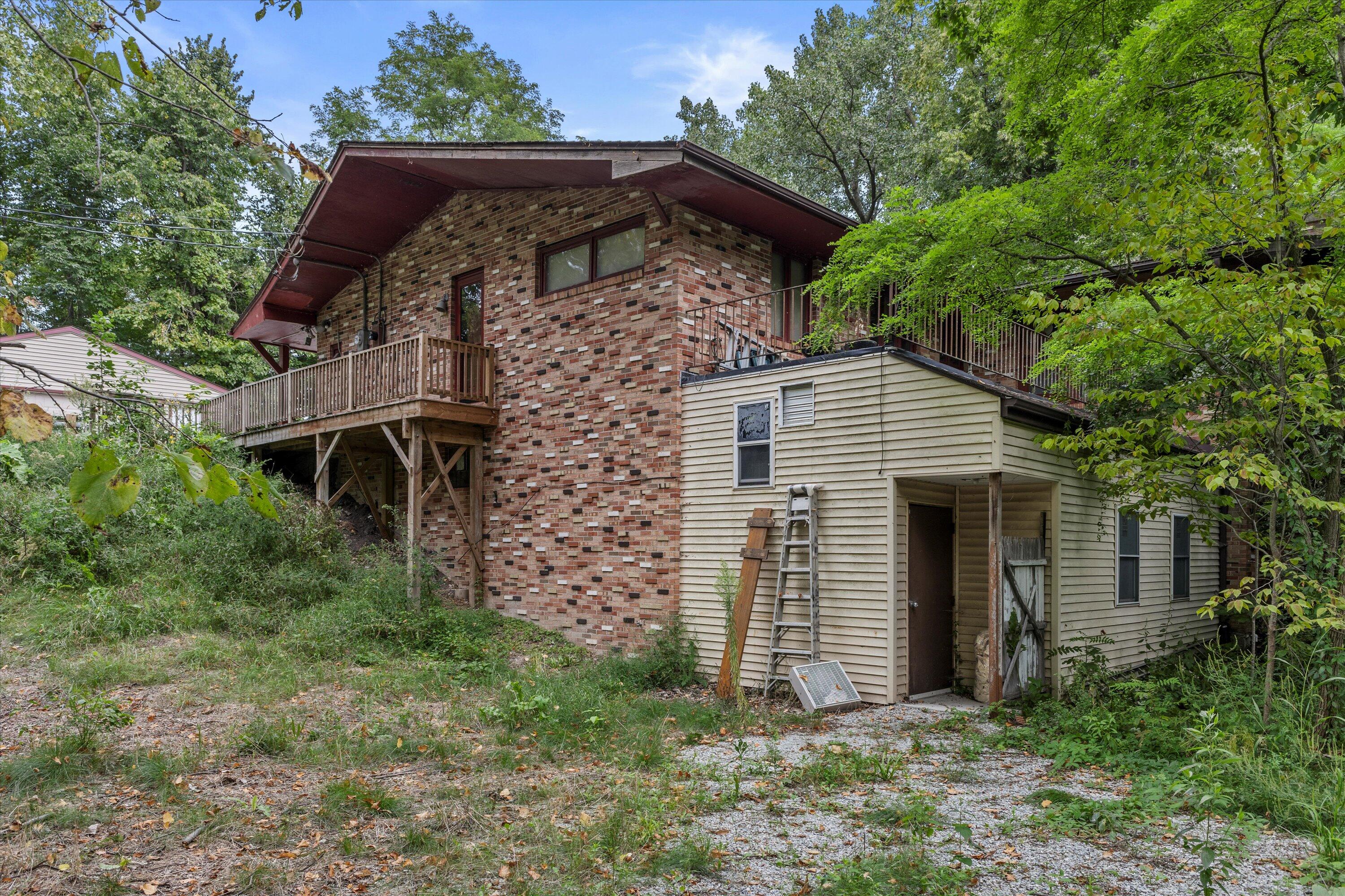 Racine, Wisconsin, 53402, United States, 3 Bedrooms Bedrooms, ,2 BathroomsBathrooms,Residential,Active,1985849