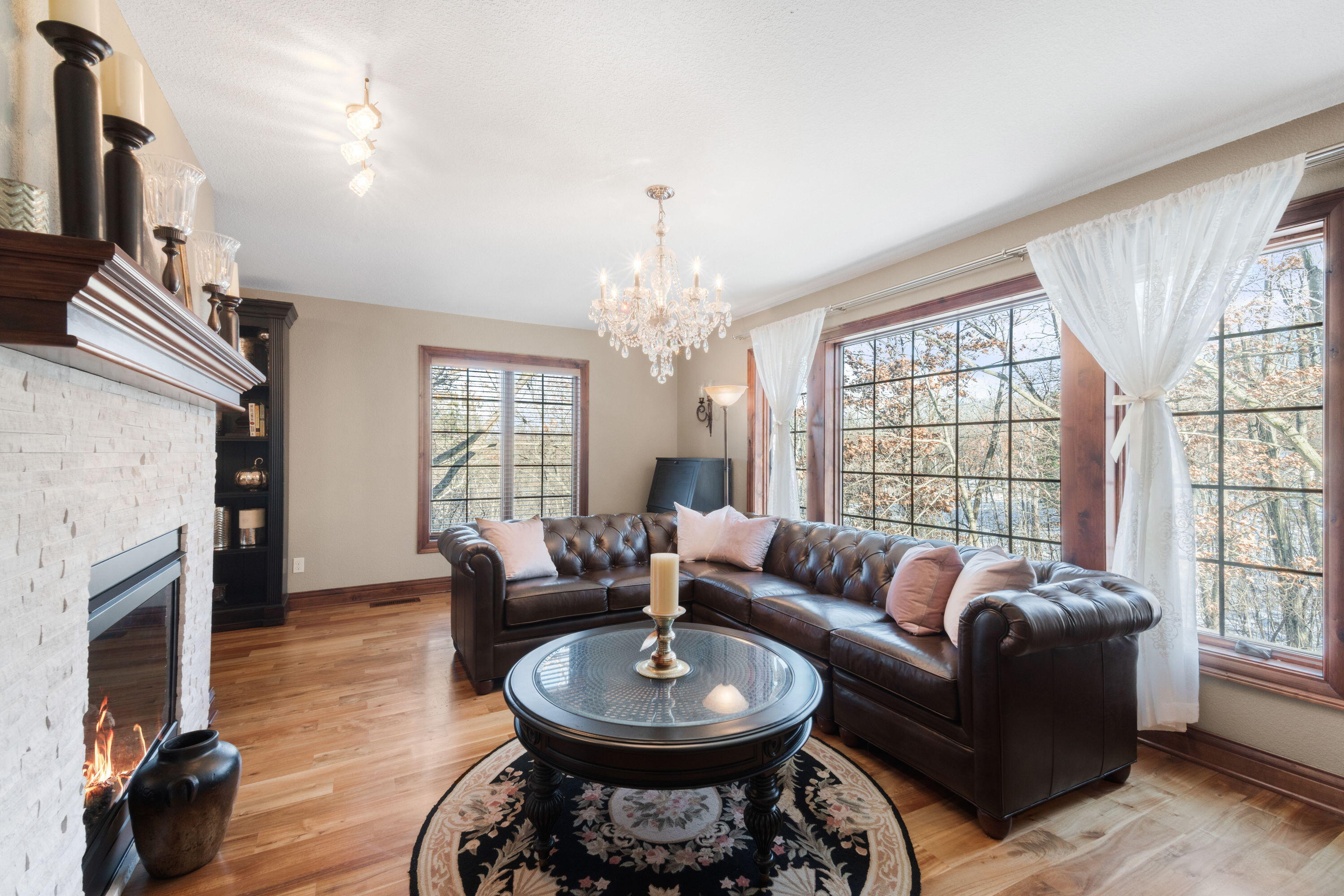 Waukesha, Wisconsin, 53189, United States, 5 Bedrooms Bedrooms, ,5 BathroomsBathrooms,Residential,Active,2007136