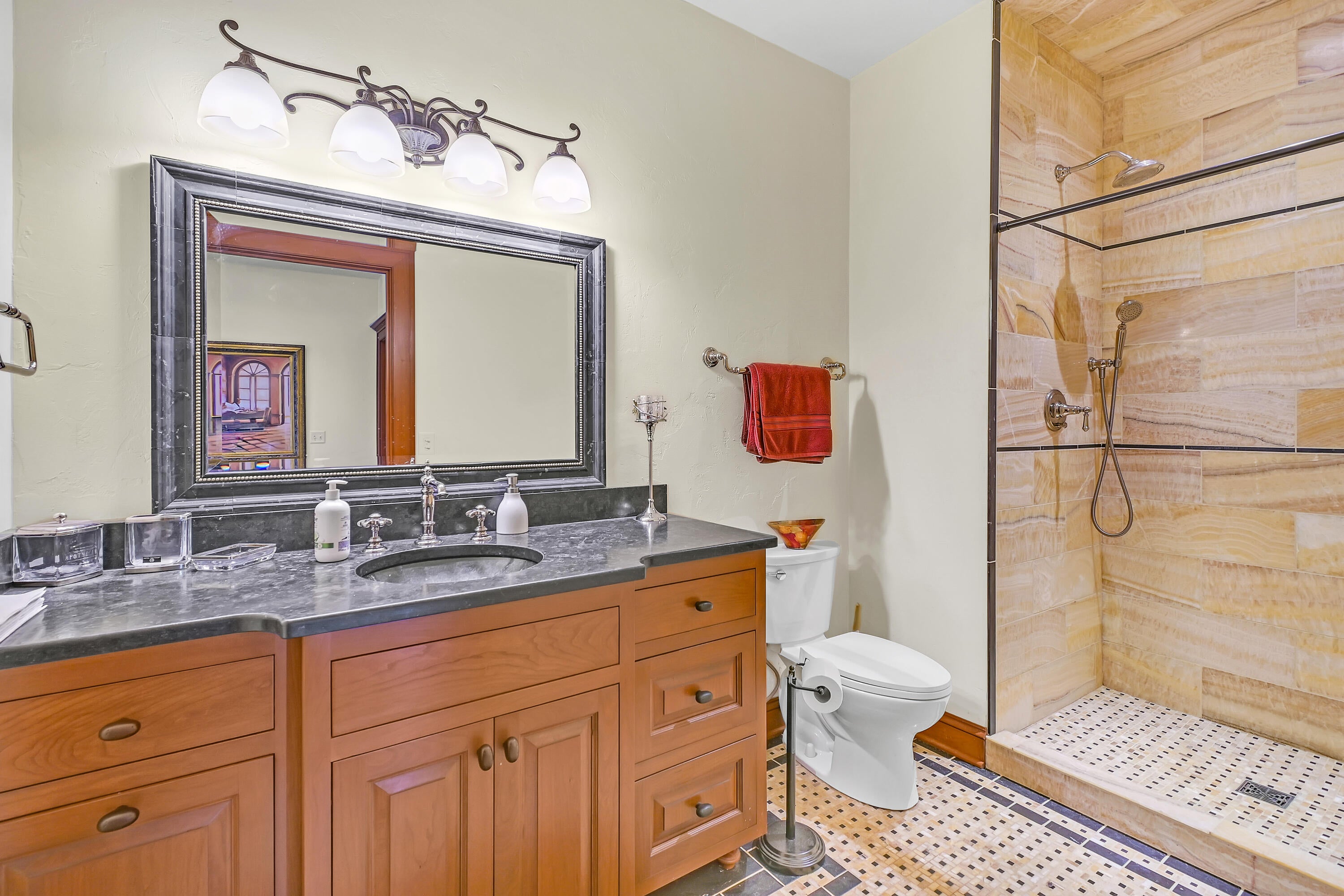 Watertown, Wisconsin, 53098, United States, ,5 BathroomsBathrooms,Residential,Active,1808170