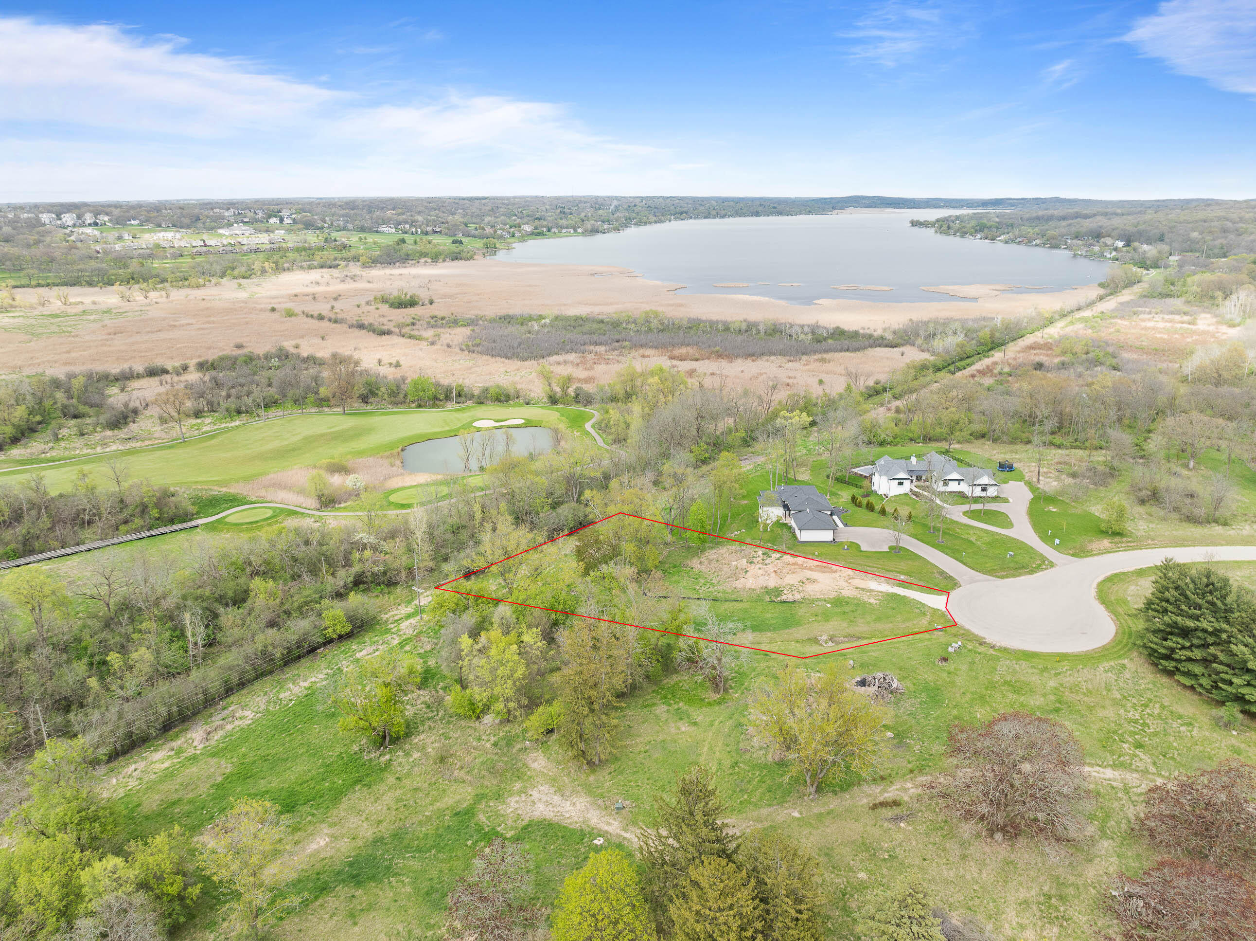 Lake Geneva, Wisconsin, 53147, United States, 4 Bedrooms Bedrooms, ,5 BathroomsBathrooms,Residential,Active,1941382
