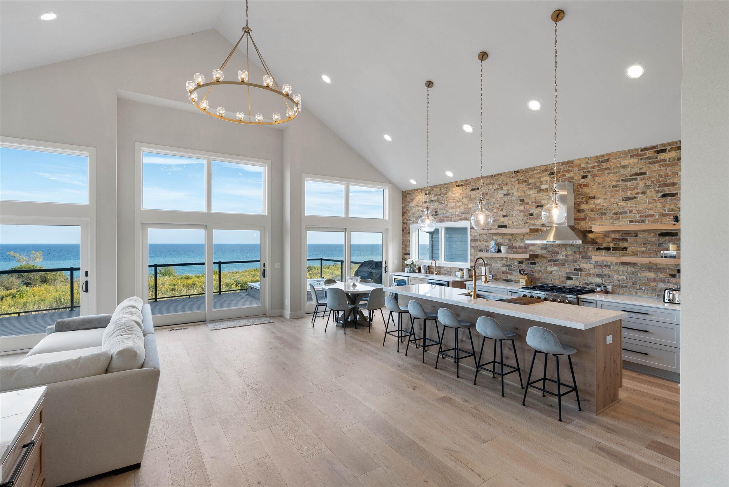 Port Washington, Wisconsin, 53074, United States, 4 Bedrooms Bedrooms, ,3 BathroomsBathrooms,Residential,Active,1954036