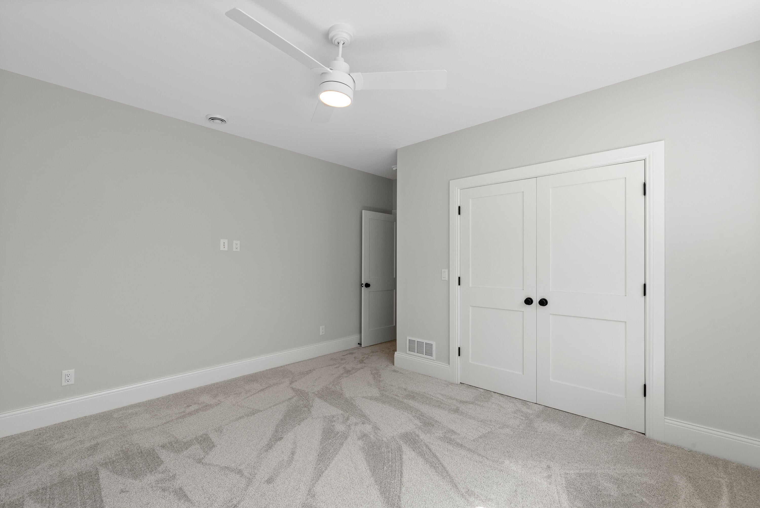 Mequon, Wisconsin, 53097, United States, 5 Bedrooms Bedrooms, ,5 BathroomsBathrooms,Residential,Active,1893229