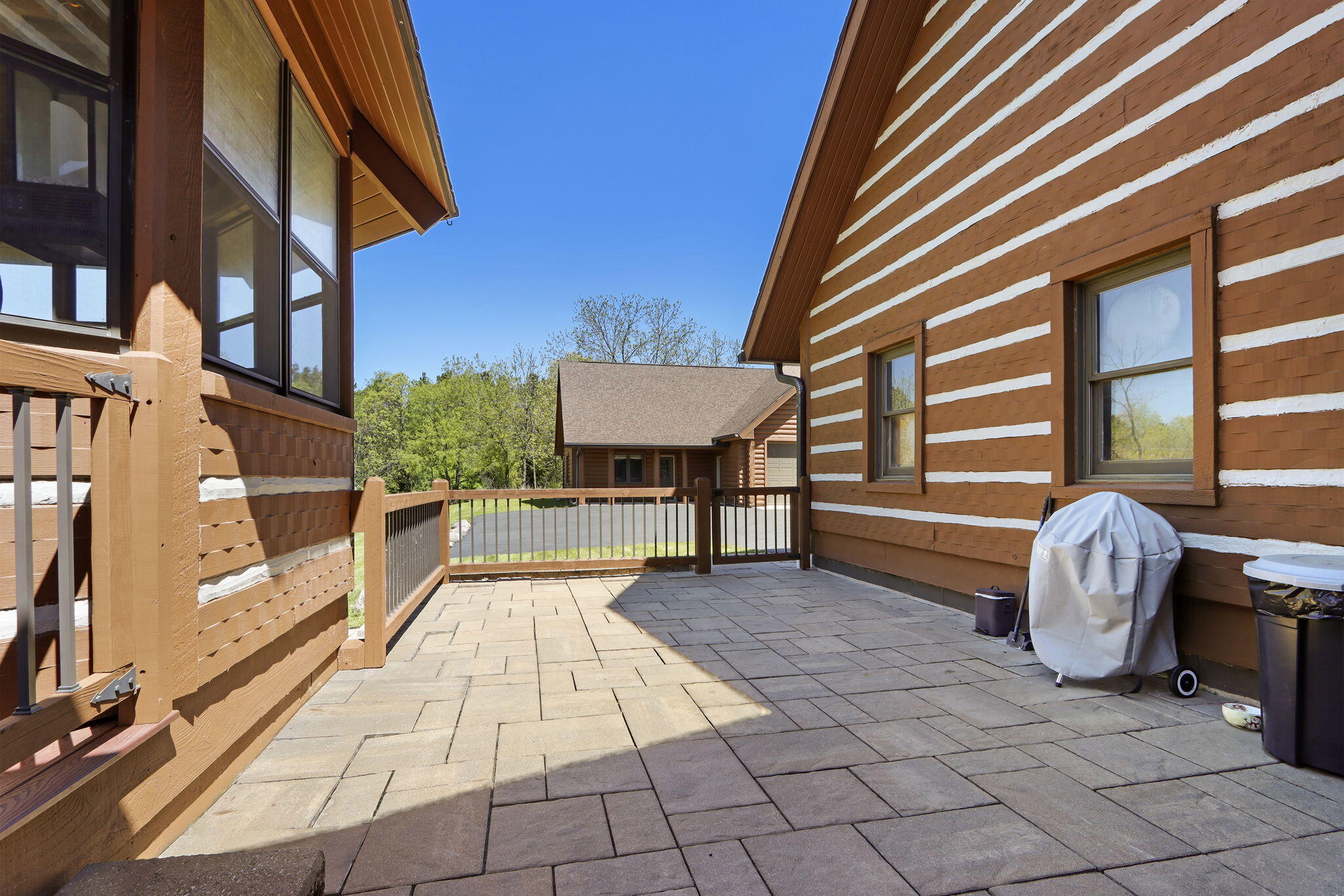 Burlington, Wisconsin, 53105, United States, 5 Bedrooms Bedrooms, ,5 BathroomsBathrooms,Residential,Active,2052088
