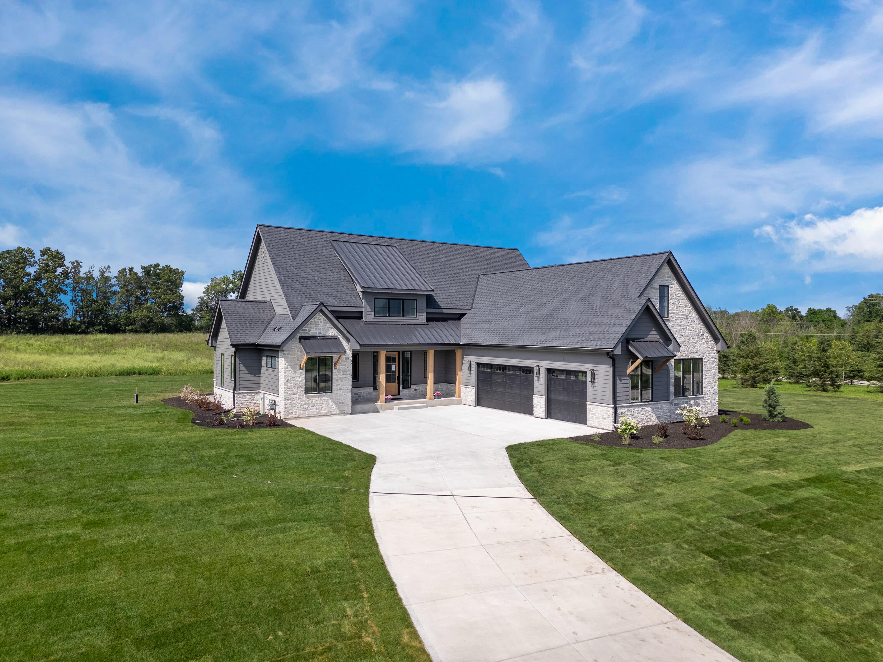 Mequon, Wisconsin, 53097, United States, 5 Bedrooms Bedrooms, ,5 BathroomsBathrooms,Residential,Active,1893229