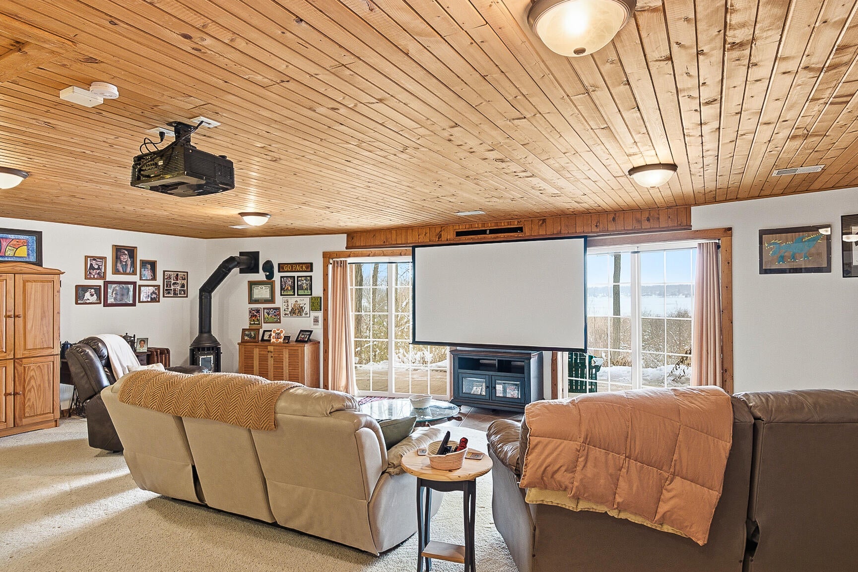 Cambridge, Wisconsin, 53523, United States, 4 Bedrooms Bedrooms, ,4 BathroomsBathrooms,Residential,Active,2003558