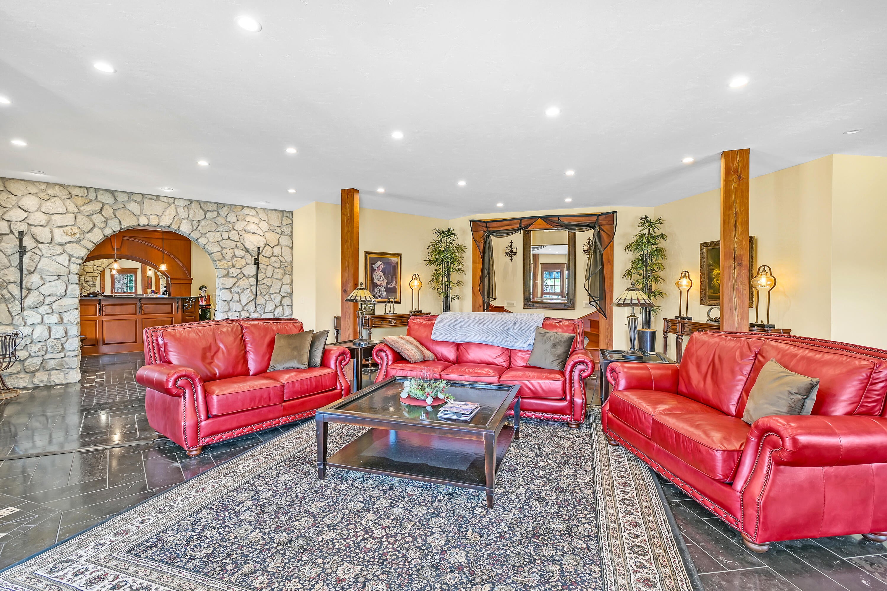 Watertown, Wisconsin, 53098, United States, ,5 BathroomsBathrooms,Residential,Active,1808170