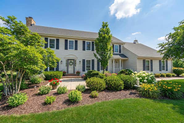 12714 N MEADOW CIR W, MEQUON, WI 53092 - Image f259a9bfb4c58c0affd70ac3e672914148501a02