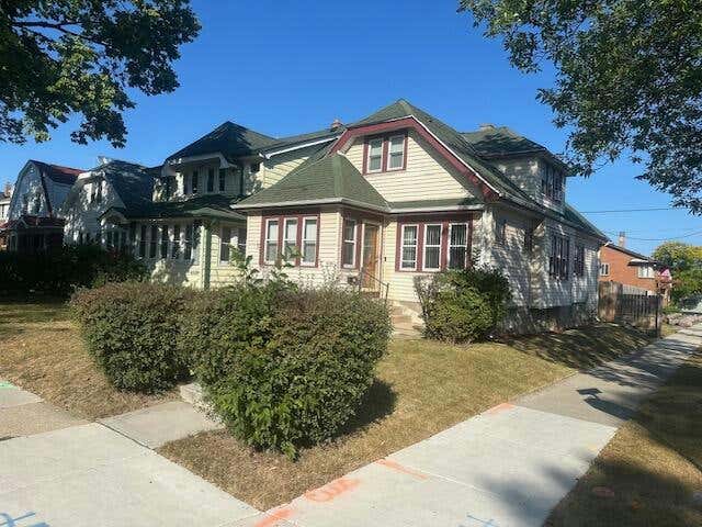 4500 N 37TH ST, MILWAUKEE, WI 53209, photo 1 of 12