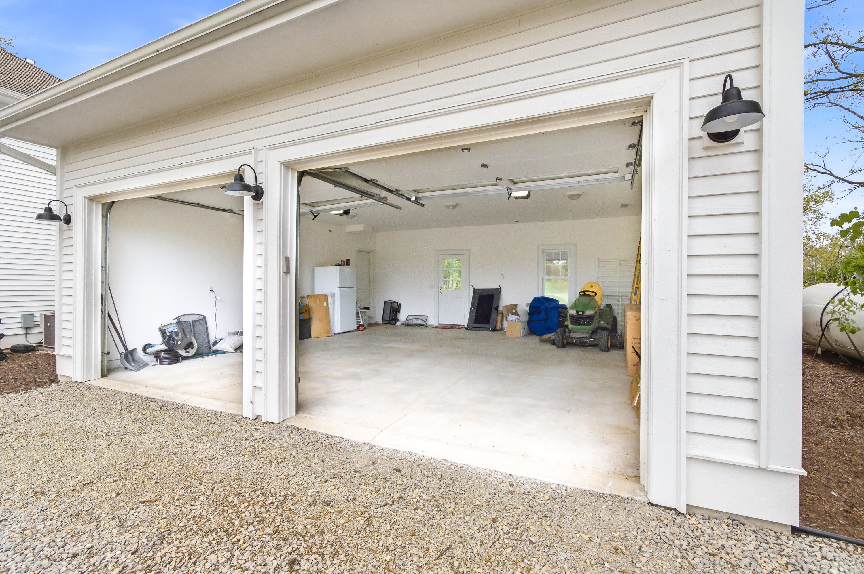 Reeseville, Wisconsin, 53579, United States, 3 Bedrooms Bedrooms, ,4 BathroomsBathrooms,Residential,Active,2052087