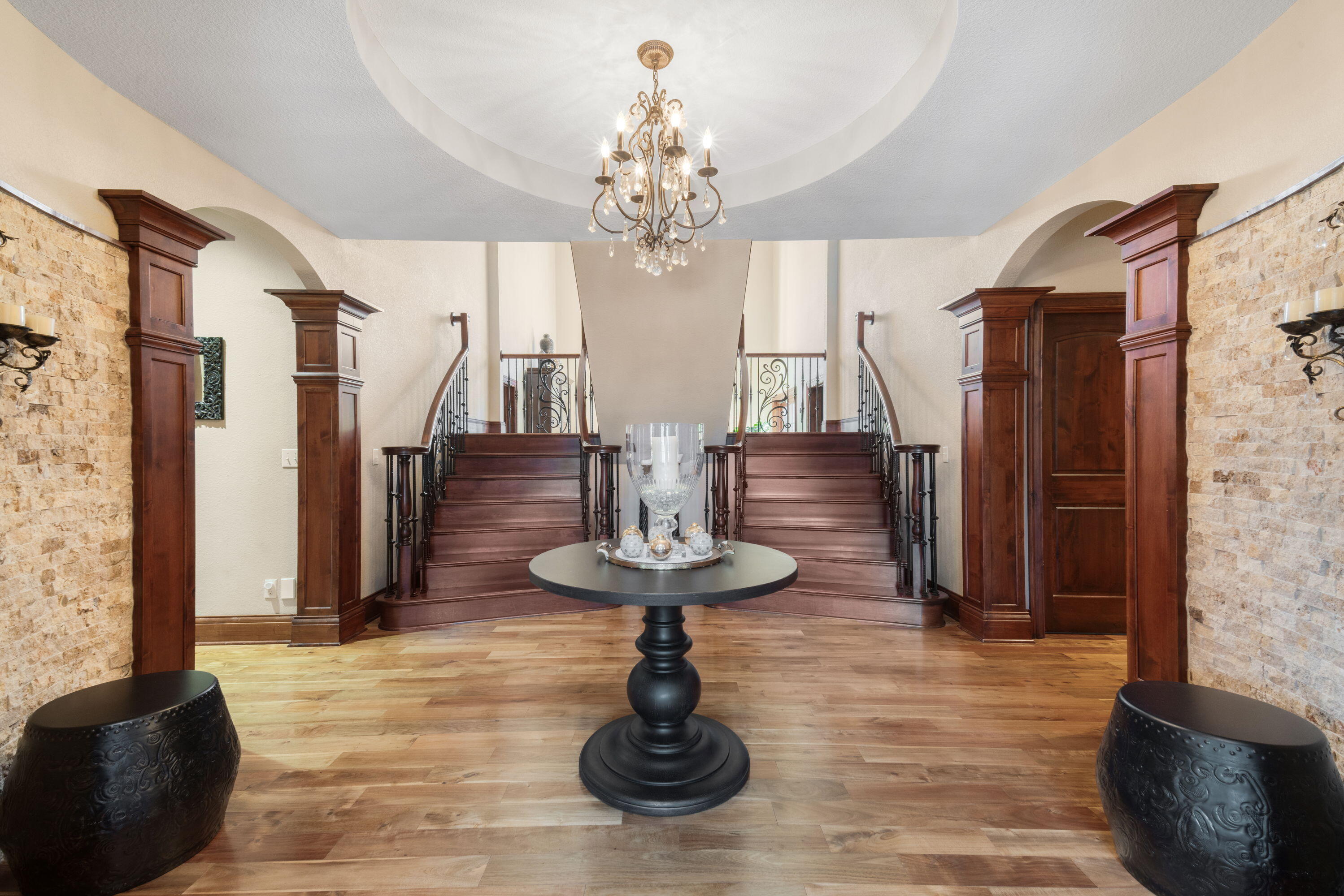 Waukesha, Wisconsin, 53189, United States, 5 Bedrooms Bedrooms, ,5 BathroomsBathrooms,Residential,Active,2007136