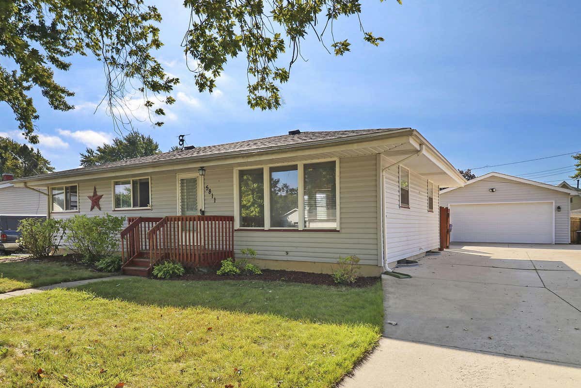 5811 63RD ST, KENOSHA, WI 53142, photo 1 of 22