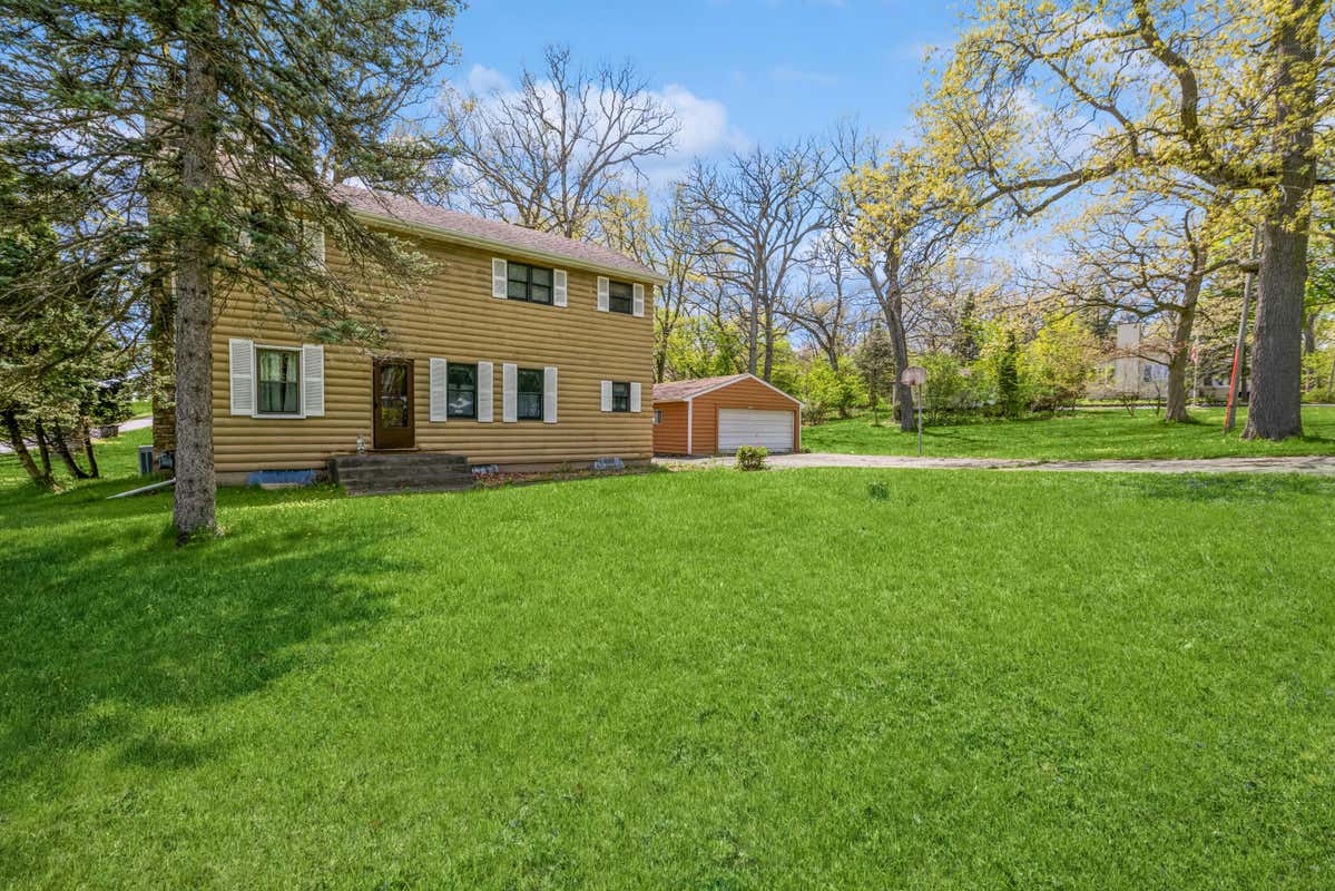 W3603 LINNWOOD AVE, LAKE GENEVA, WI 53147, photo 1 of 20