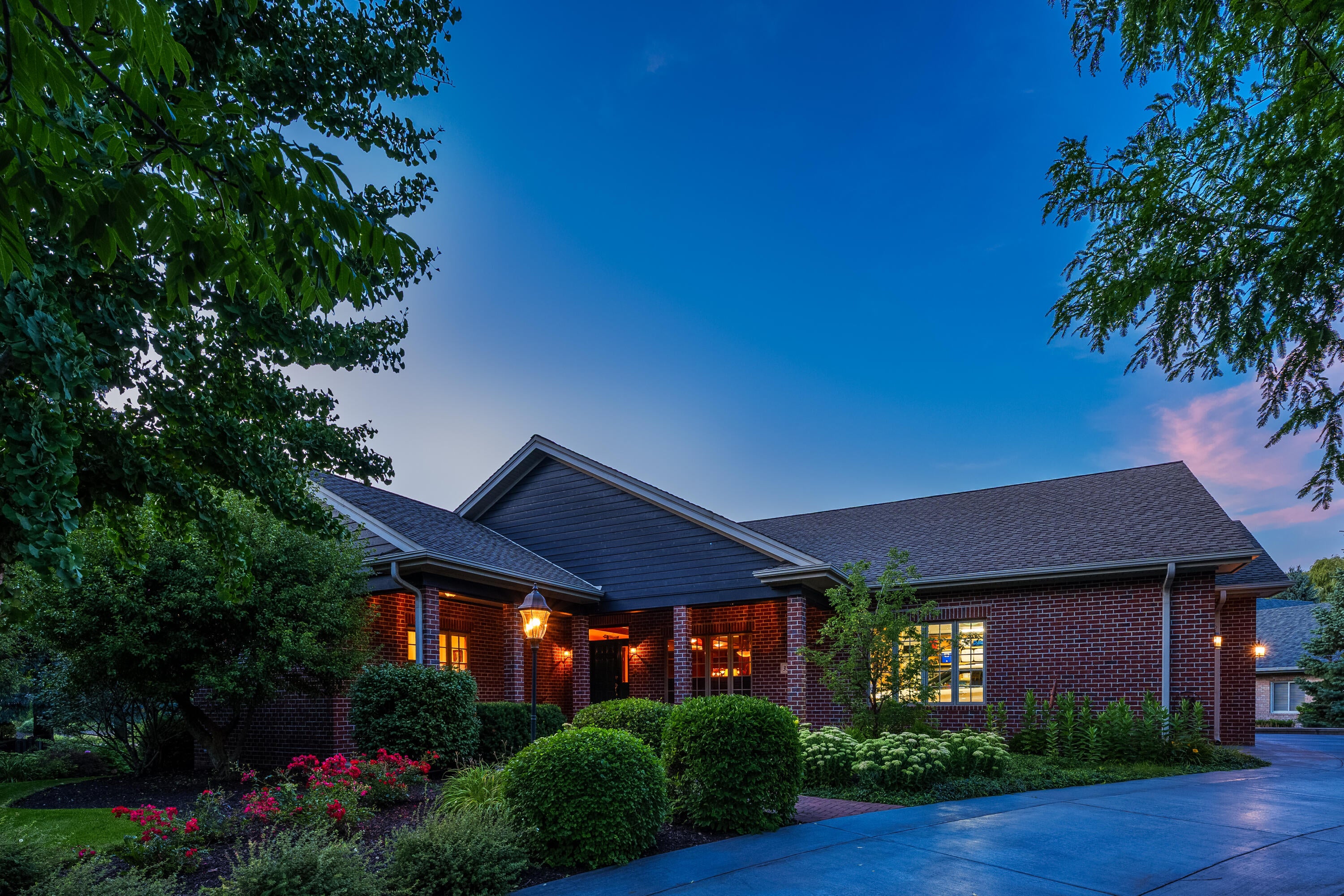 Mount Pleasant, Wisconsin, 53405, United States, 4 Bedrooms Bedrooms, ,6 BathroomsBathrooms,Residential,Active,1909907