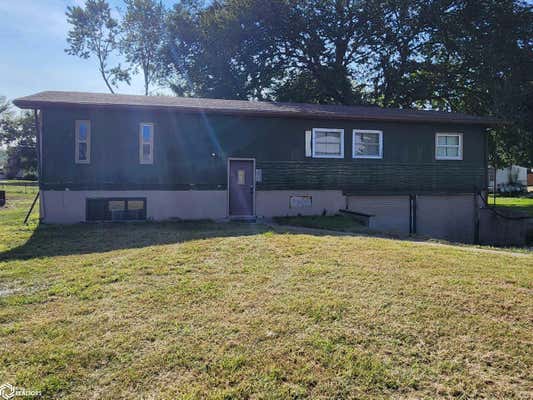 106 N 5TH ST, EDDYVILLE, IA 52553 - Image 1