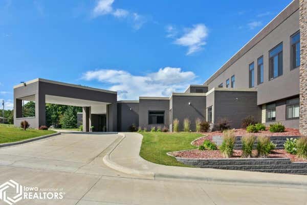 110 ROCKSYLVANIA AVE UNIT 102, IOWA FALLS, IA 50126 - Image 1