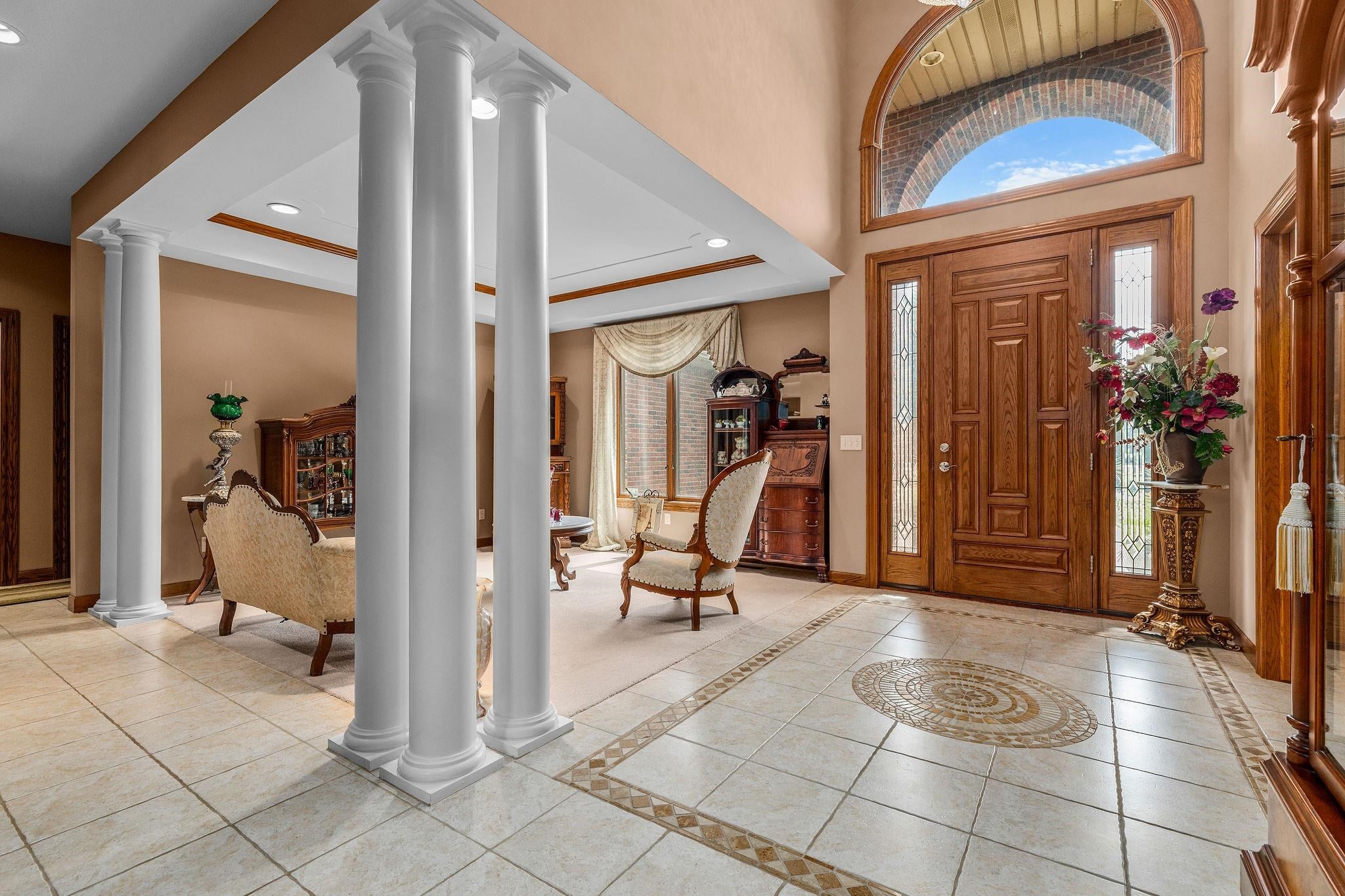 Essexville, Michigan, 48732, United States, 4 Bedrooms Bedrooms, ,6 BathroomsBathrooms,Residential,Active,1922499