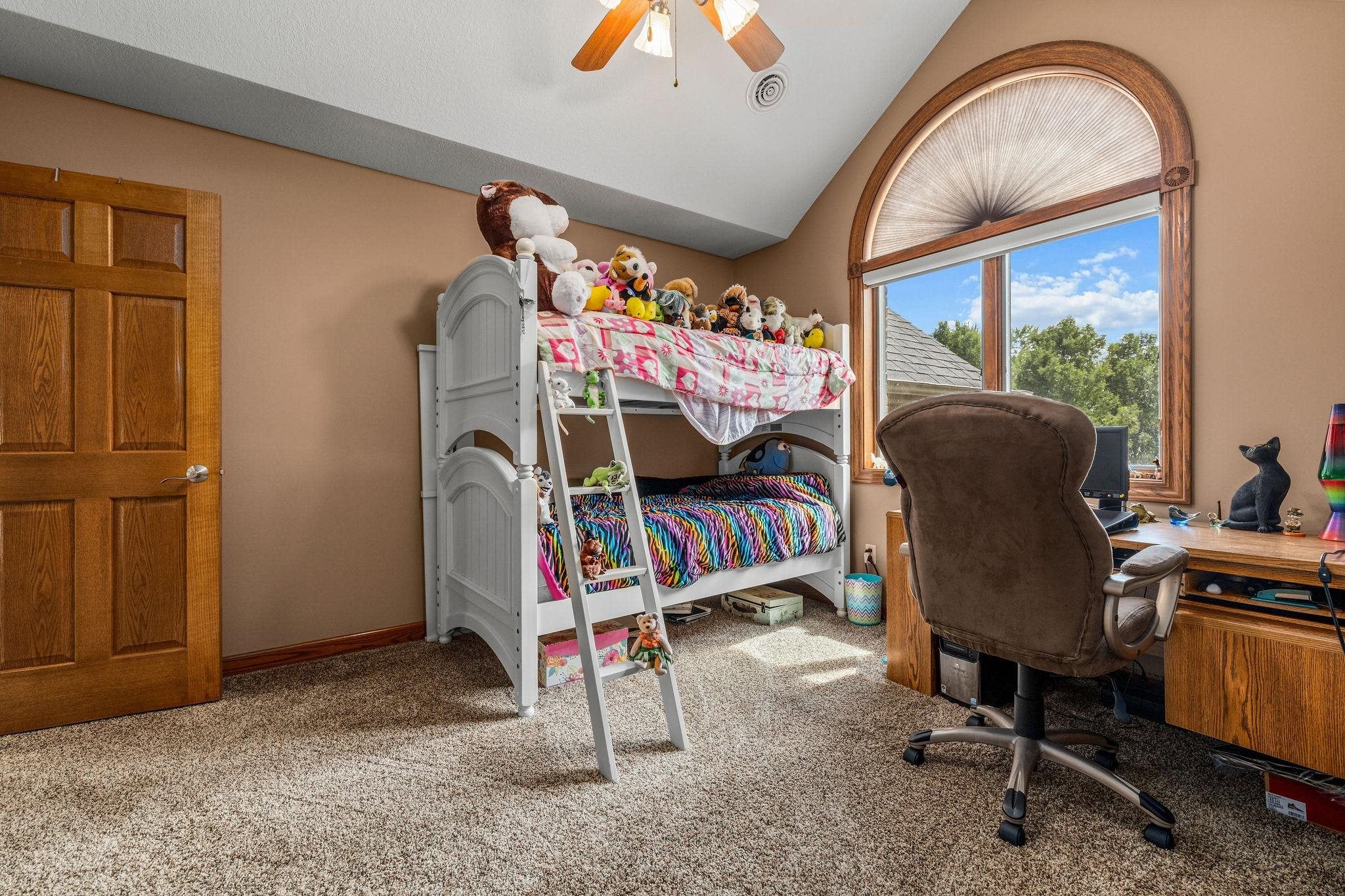 Essexville, Michigan, 48732, United States, 4 Bedrooms Bedrooms, ,6 BathroomsBathrooms,Residential,Active,1922499