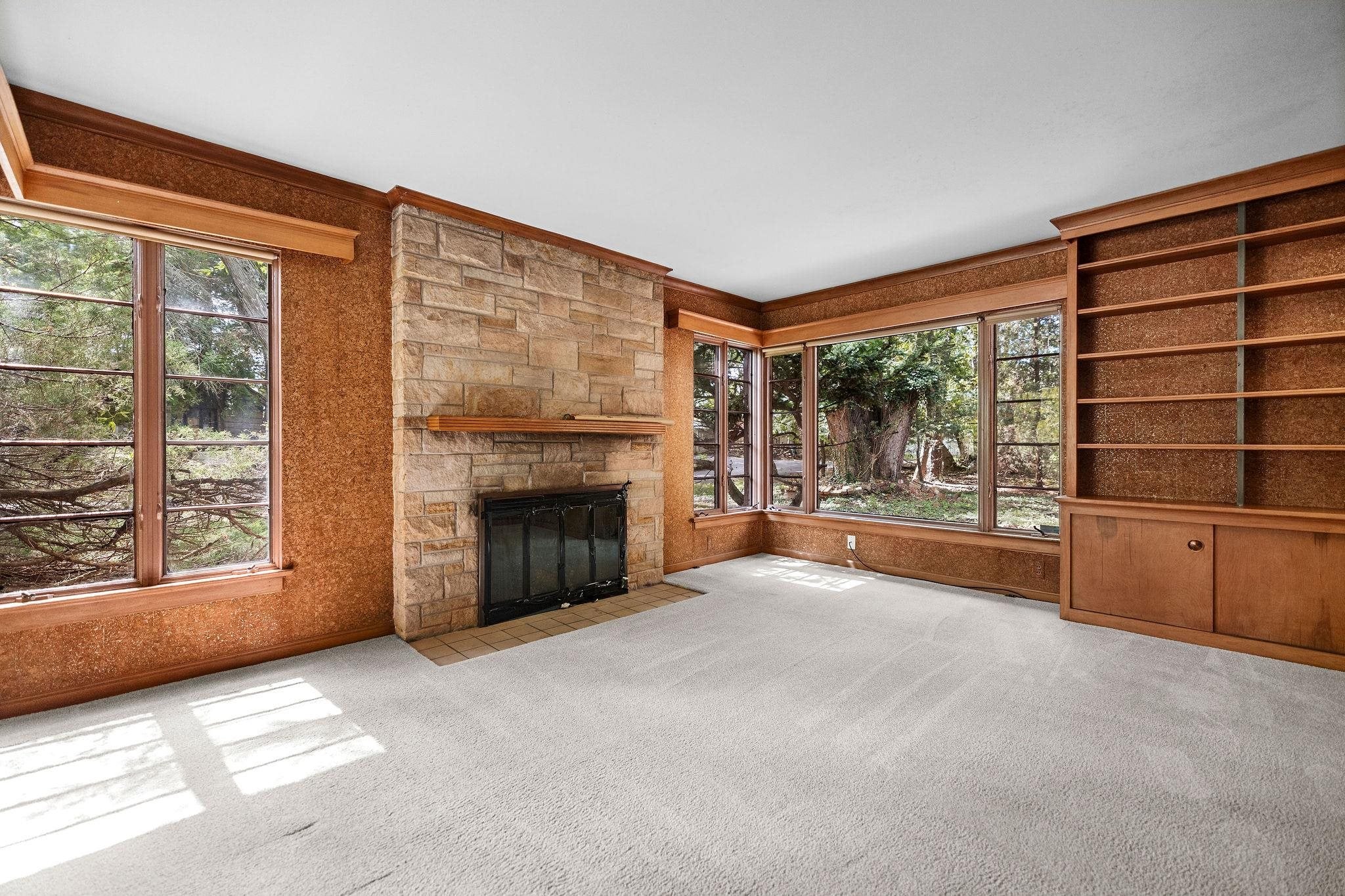 Freeland, Michigan, 48623, United States, 4 Bedrooms Bedrooms, ,5 BathroomsBathrooms,Residential,Active,1941330