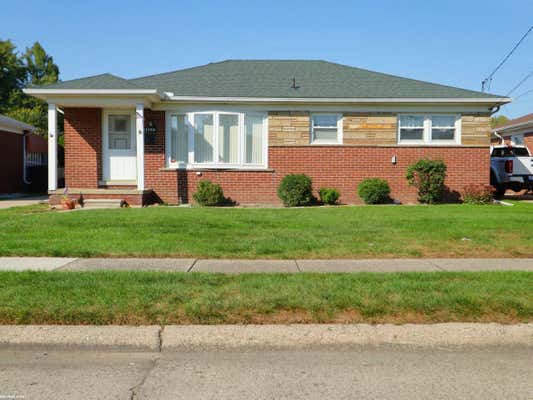 22549 SHOREWOOD DR, SAINT CLAIR SHORES, MI 48081 - Image 1