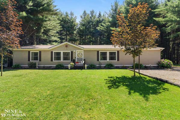 251 WHITE PINE LN, CROSWELL, MI 48422 - Image 1