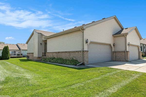 53252 GLEN OAK DR, CHESTERFIELD, MI 48051 - Image 1