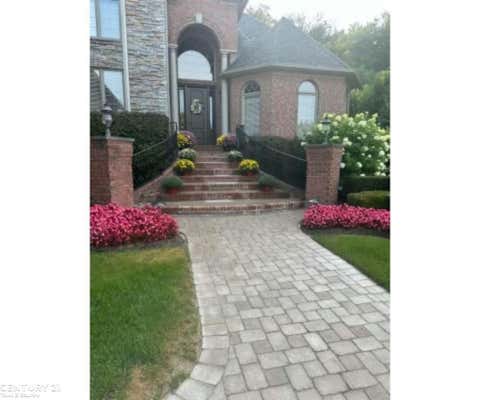 61494 BARCLAY DR, WASHINGTON TWP, MI 48094 - Image 1