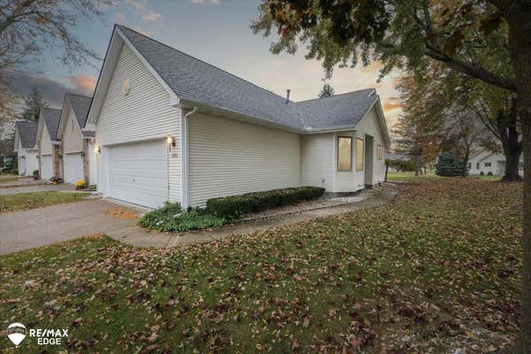 1040 JULIE DR, DAVISON, MI 48423 - Image 1