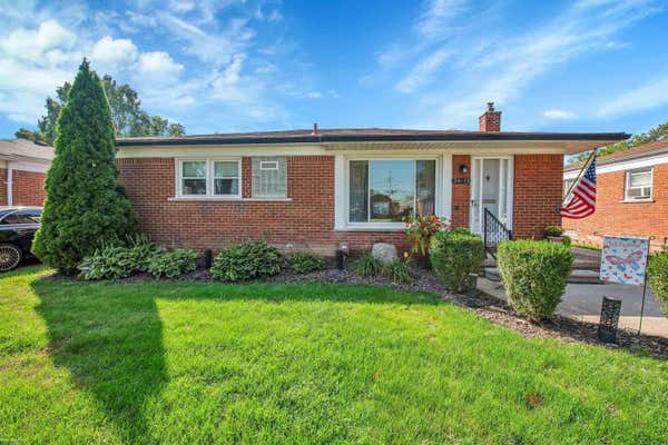 24613 STAR VALLEY DR, SAINT CLAIR SHORES, MI 48080 - Image 1