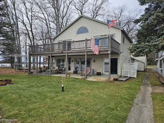 11147 N SHORE DR, LAKE, MI 48632 - Image 1