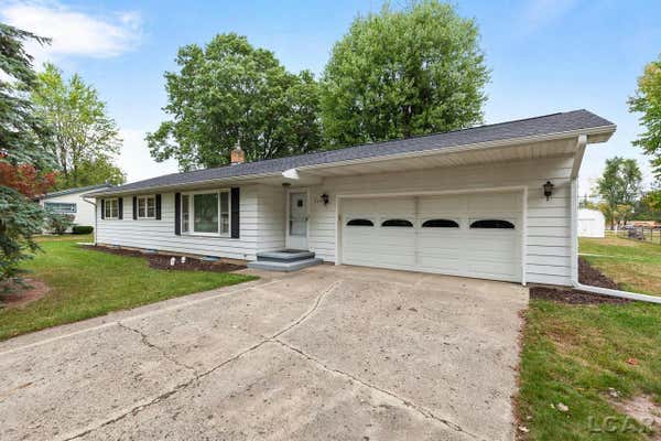 804 RIVER ACRES DR, TECUMSEH, MI 49286 - Image 1