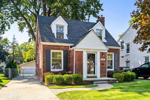 1883 OXFORD RD, GROSSE POINTE WOODS, MI 48236 - Image 1