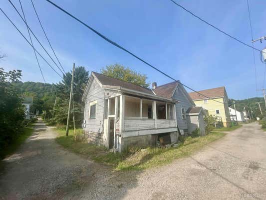 109 1/2 CHESTNUT ST, MUNISING, MI 49862 - Image 1