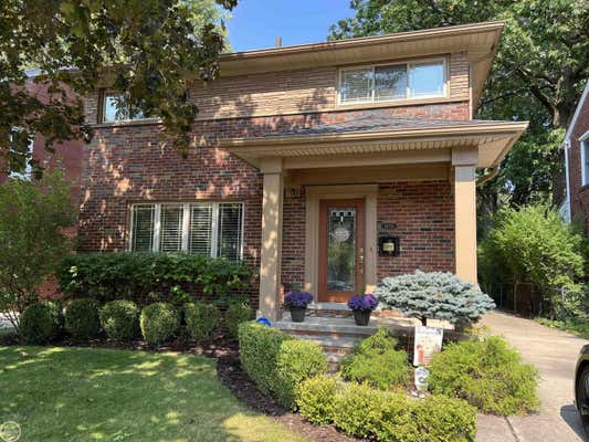 1870 PRESTWICK RD, GROSSE POINTE WOODS, MI 48236 - Image 1