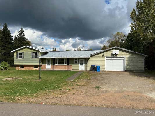 327 W LAKE ST, MICHIGAMME, MI 49861 - Image 1