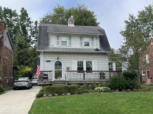 319 HILLCREST AVE, GROSSE POINTE FARMS, MI 48236 - Image 1