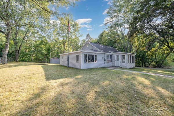 301 ELLEN ST, FARWELL, MI 48622 - Image 1