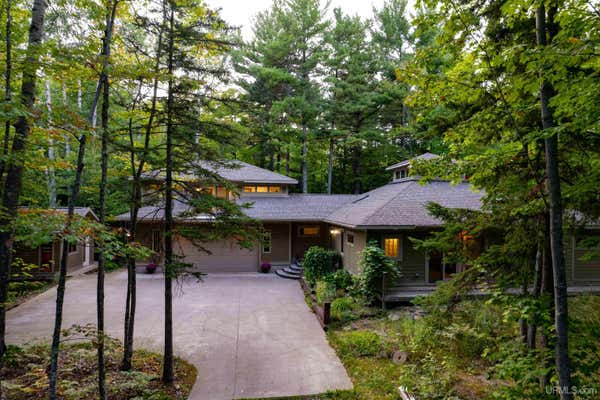 402 COUNTY ROAD 550, MARQUETTE, MI 49855 - Image 1